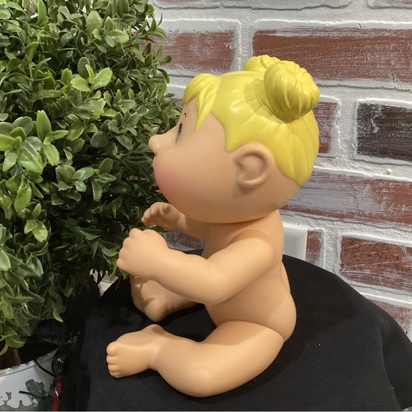 “5/$25” - Cute Baby Doll by Jazwares LLC Signed by Xavier Roberts - Excellent - Picture 3 of 13